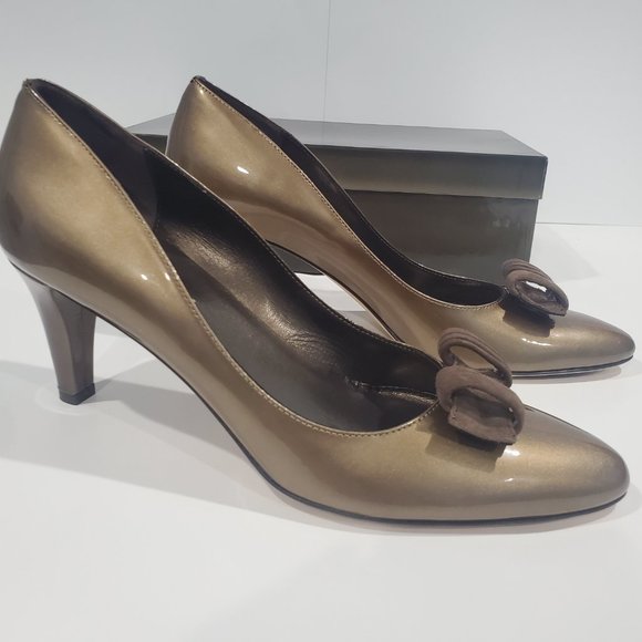 NIB ✅ PREVATA Italian Leather Heel Shoes 9 Taupe  ✨ NEW WITH BOX - Picture 1 of 14